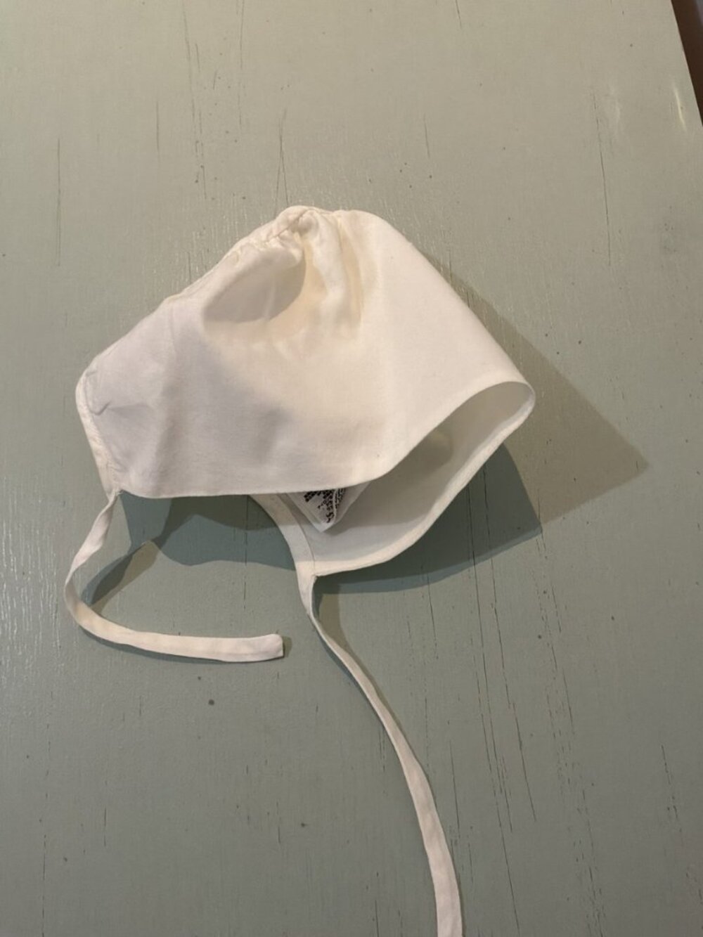Bonpoint Cream Tie Bonnet T2 18-24M